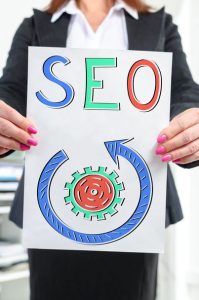 چطور در یوتیوب معروف شویم؟ 7 گام اساسی با پاسخ به سوالات متداول