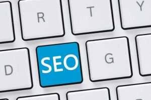 چطور در یوتیوب معروف شویم؟ 7 گام اساسی با پاسخ به سوالات متداول